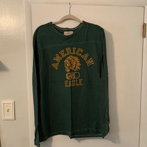 American Eagle Long Sleeve T-shirt